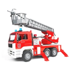 Wóz strażacki MAN z drabiną i sygnałem BRUDER